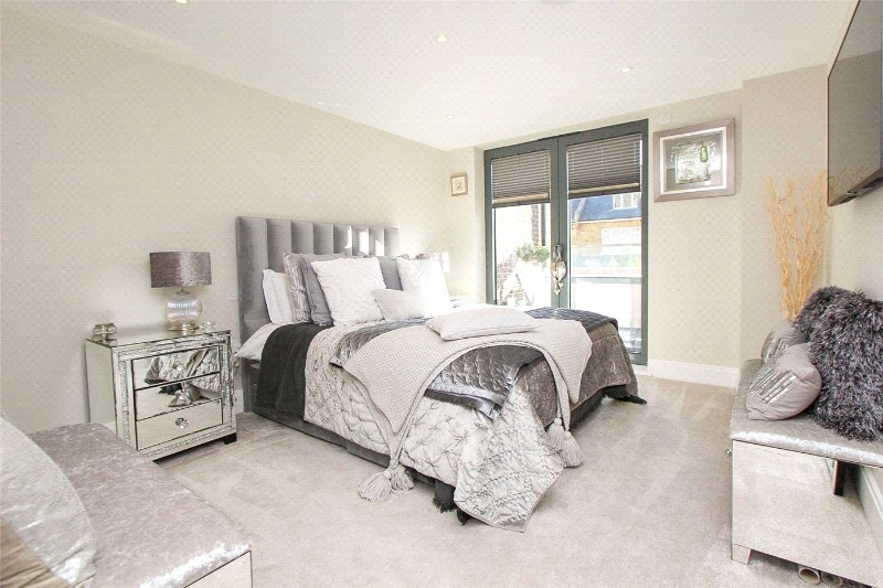 Leigh Road, Leigh-on-Sea, SS9