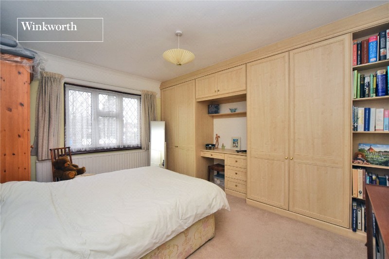 Edenfield Gardens, Worcester Park, KT4