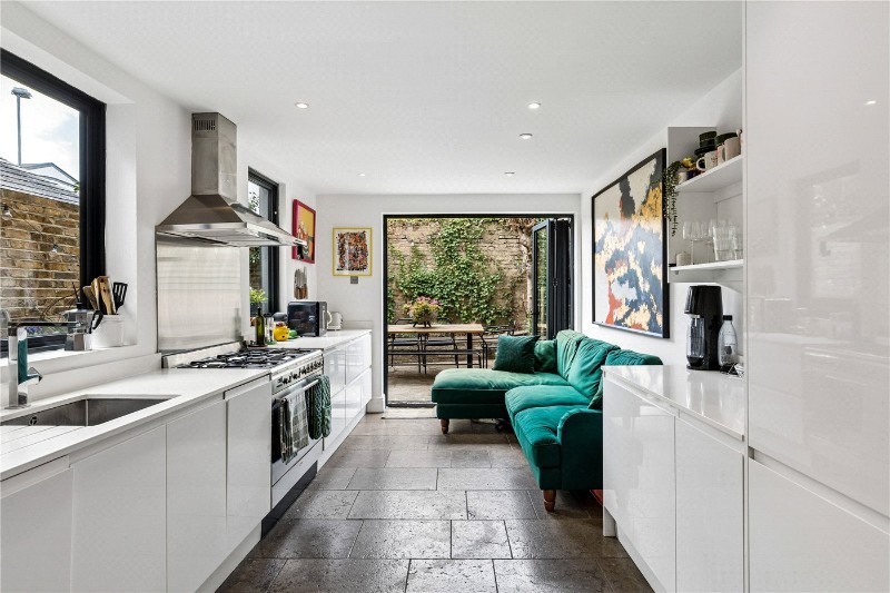Powerscroft Road, London, E5