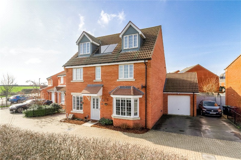 Anvil Crescent, Raunds, Wellingborough, Northamptonshire, NN9
