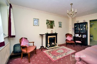 Cotswold Way, Worcester Park, KT4