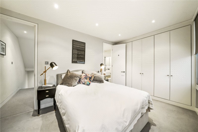 Dunworth Mews, London, W11