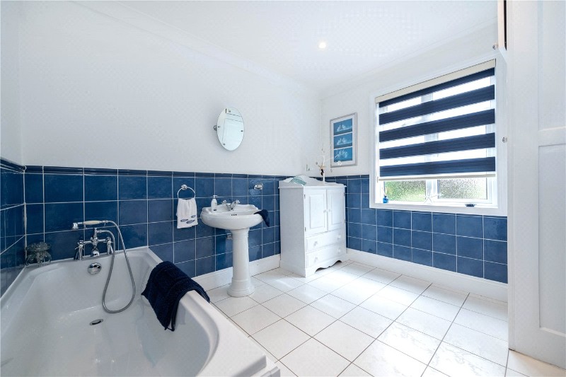 Southend Avenue, Newark, Nottinghamshire, NG24