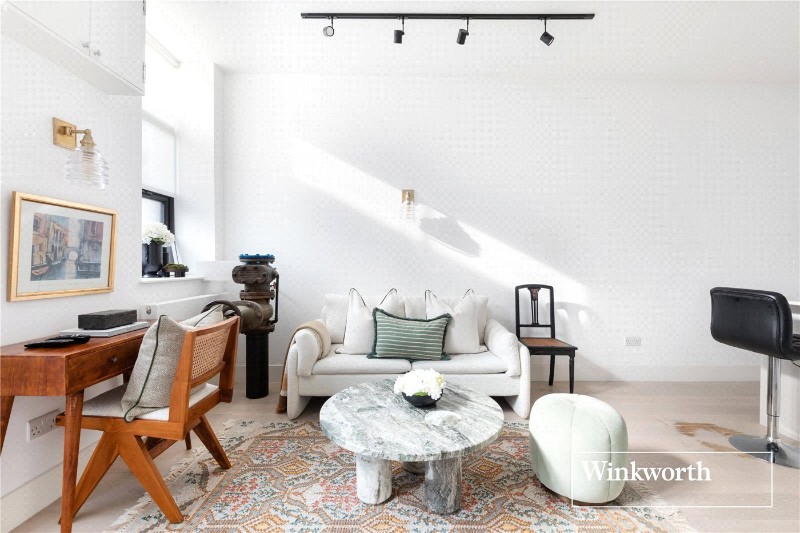 King Street Mews, East Finchley, London, N2