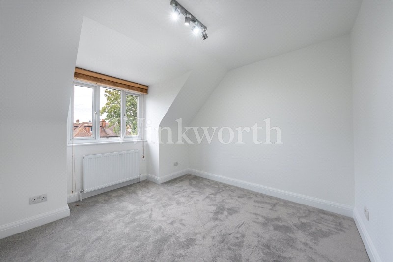 Ravenscroft Avenue, London, NW11