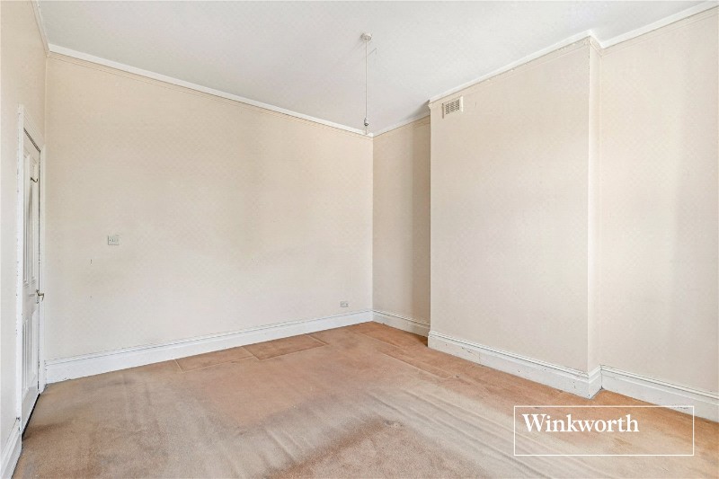 Elm Park Road, Finchley, London, United Kingdom, N3