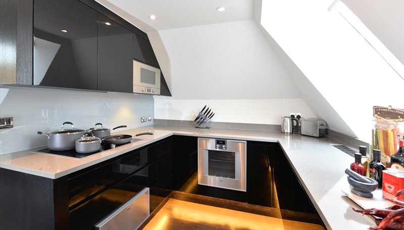 Duke Street, London, W1K