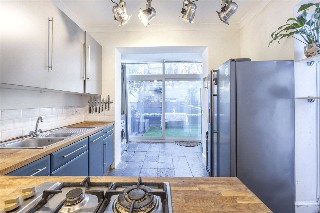 Queenstown Road, London, SW8