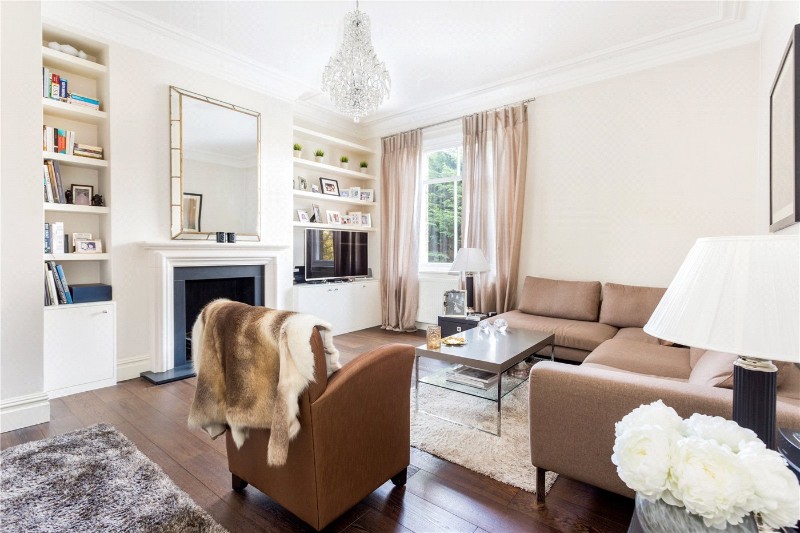 Castlebar Hill, London, UK, W5