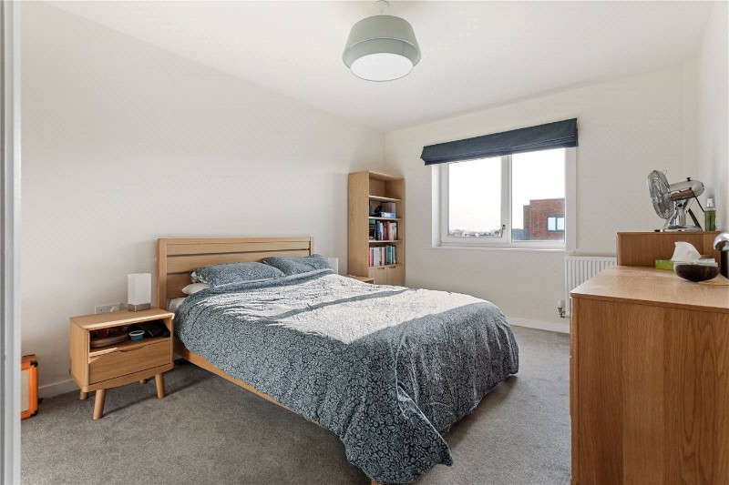 Springfield Drive, London, SW17