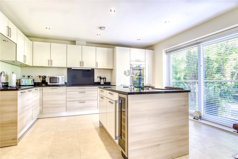 Delhi Close, Lower Parkstone, Poole, BH14