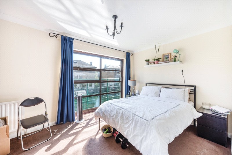 Plover Way, London, SE16