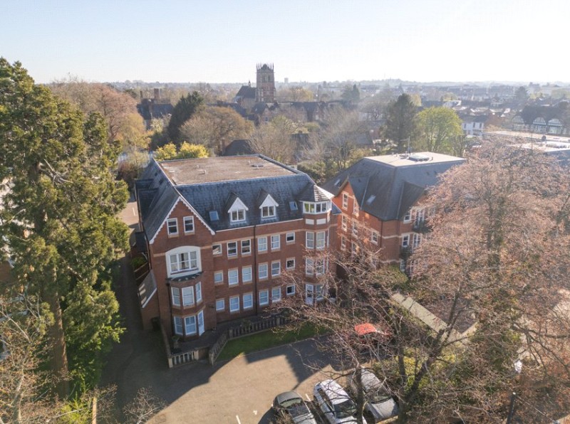 Guys Cliffe Avenue, Leamington Spa, Warwickshire, CV32