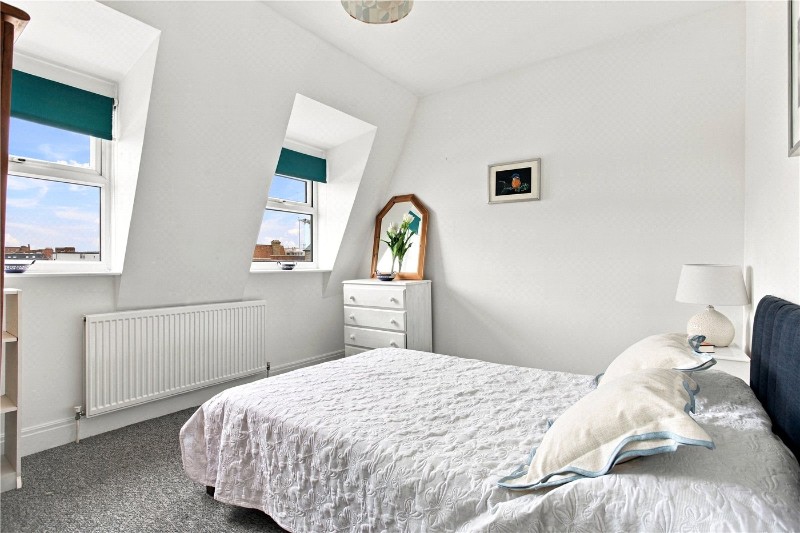Garratt Lane, London, SW17