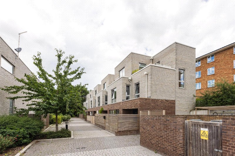 Marston Way, London, SE19