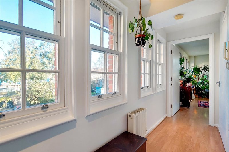 Lansdowne Drive, London, E8
