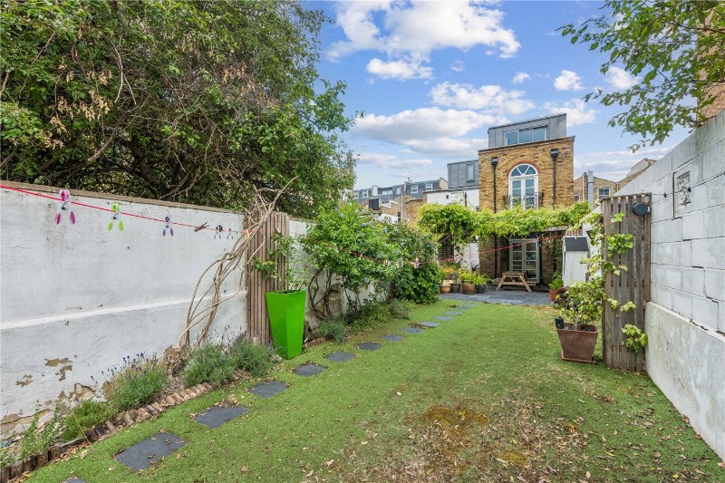 Barbauld Road, London, N16