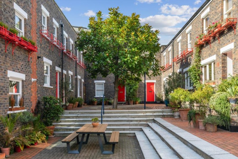 Heralds Place, SE11