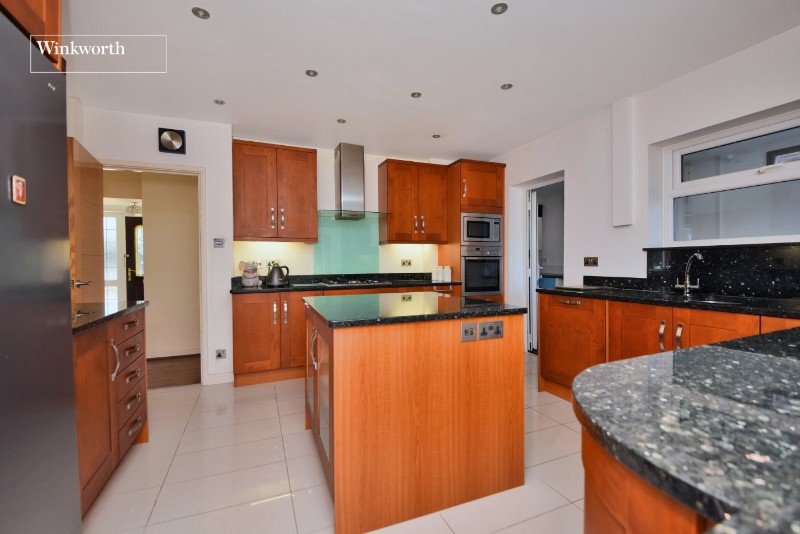 Sandy Lane, Cheam, Sutton, SM2