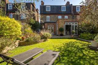 Telford Avenue, London, SW2