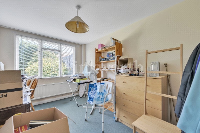 Sanderstead Avenue, London, NW2