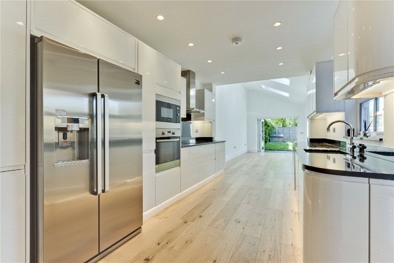 Elmgrove Road, Weybridge, Surrey, KT13