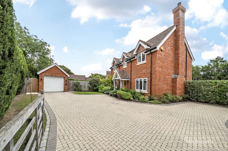 Clappers Lane, Chobham, Woking, Surrey, GU24