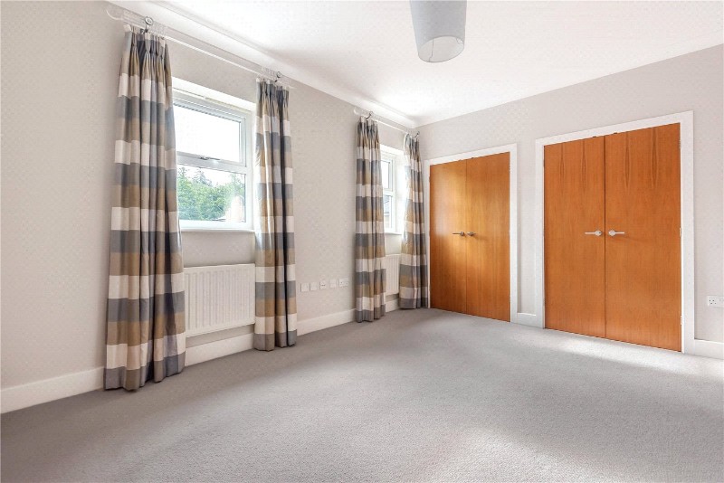 St. James Gate, Sunningdale, Berkshire, SL5