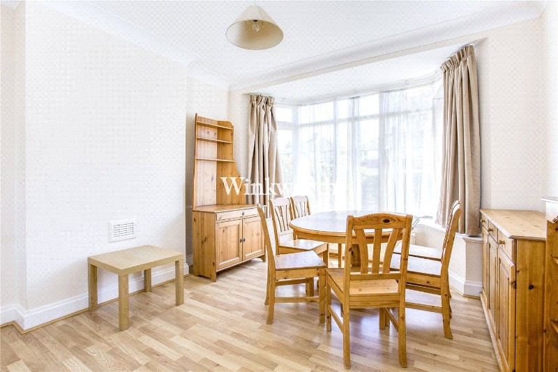 The Vale, London, NW11