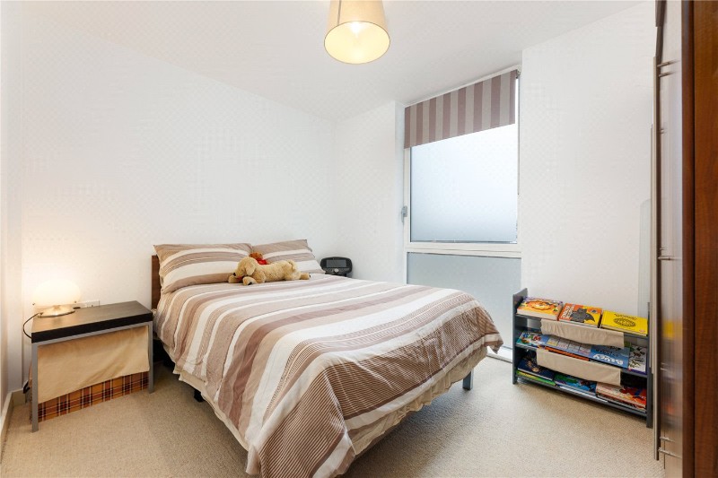 Ealing Road, Brentford, TW8