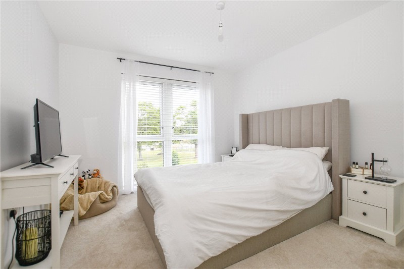 Bridle Road, Arborfield Green, Reading, Berkshire, RG2