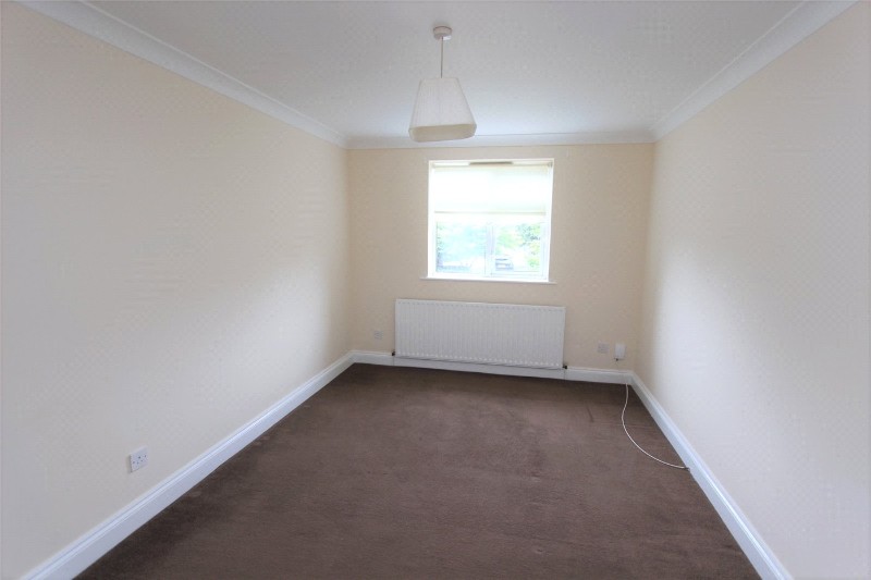Rectory Road, Grays, RM17