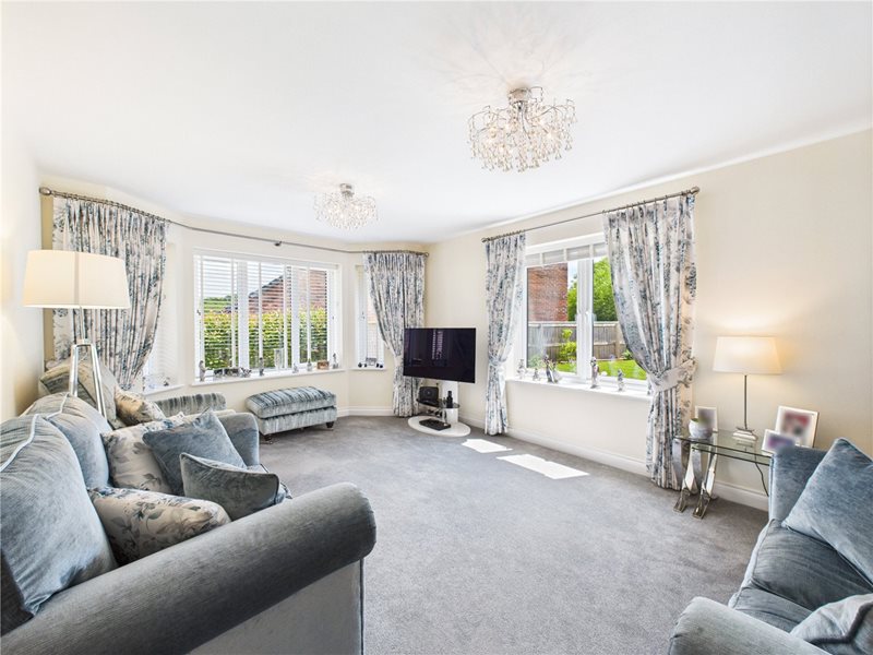 Springbourne Drive, Cullompton, Devon, EX15