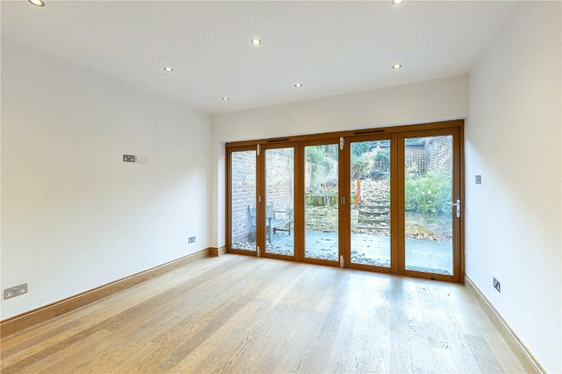 Grafton Square, London, UK, SW4