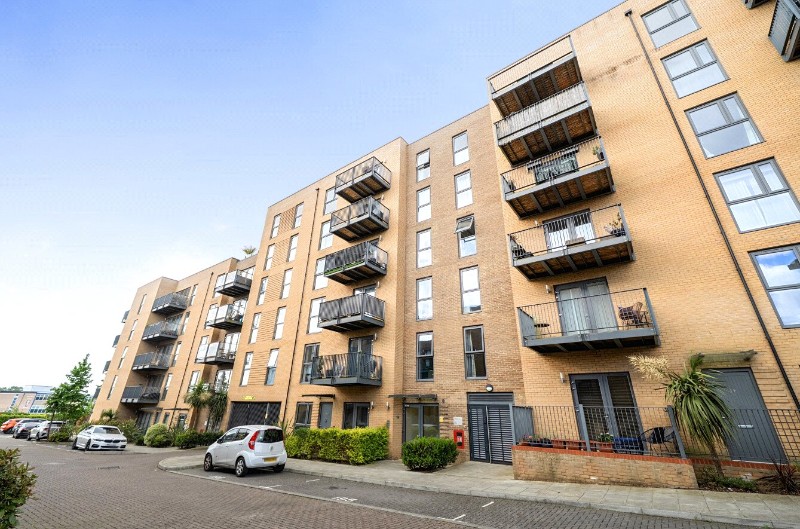 Apple Yard, London, SE20