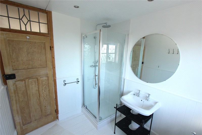 Medway Crescent, Leigh-on-Sea, Essex, SS9