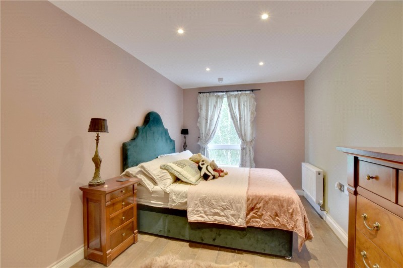Tarves Way, Greenwich, London, SE10