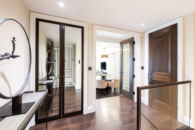 Prince Of Wales Terrace, Kensington, Lonsion, W8