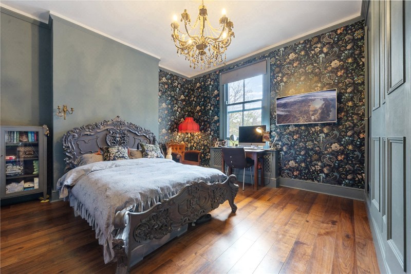 Mildenhall Road, London, E5