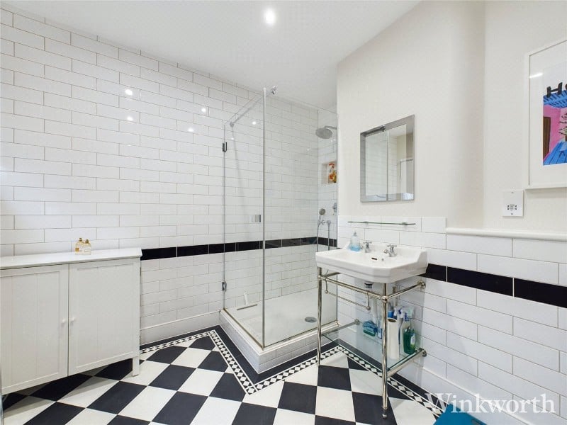 West Lodge Avenue, Acton, London, W3