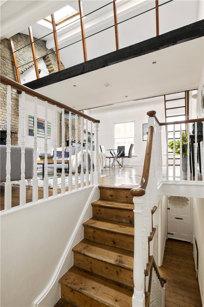 Landing/Staircase