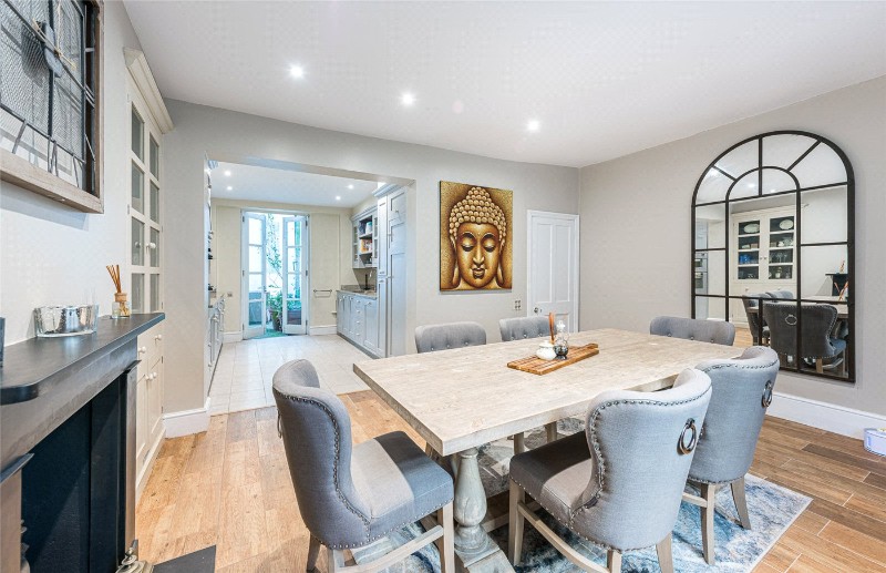 Clarendon Street, London, SW1V