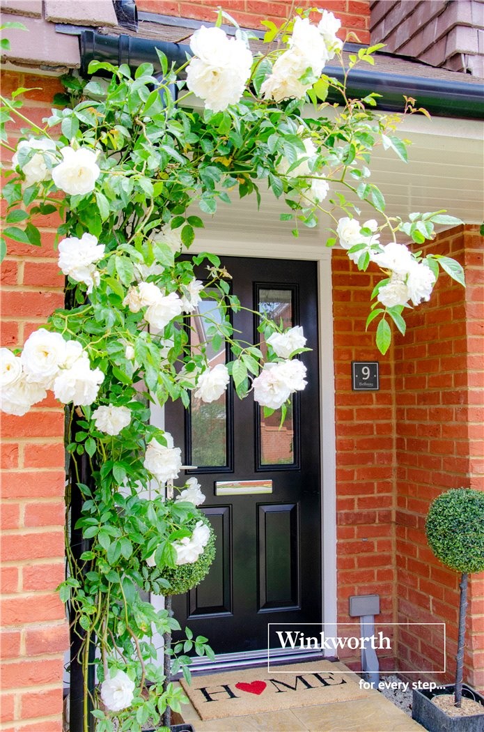 Horseshoe Crescent, Ferndown, BH22