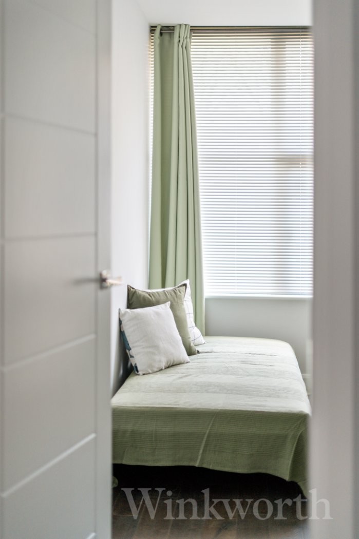 Frobisher Place, London, SE15