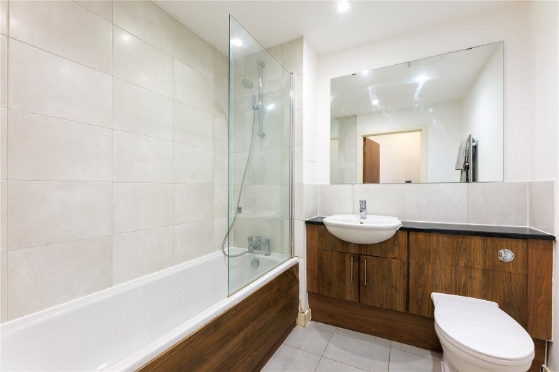 Ealing Road, Brentford, TW8