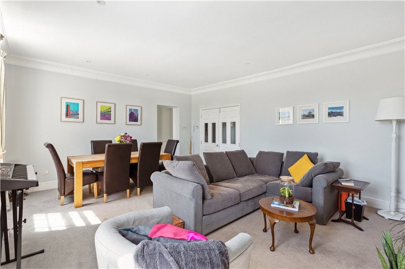 Kennington Road, London, SE11