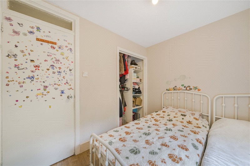 Farrow Place, London, SE16