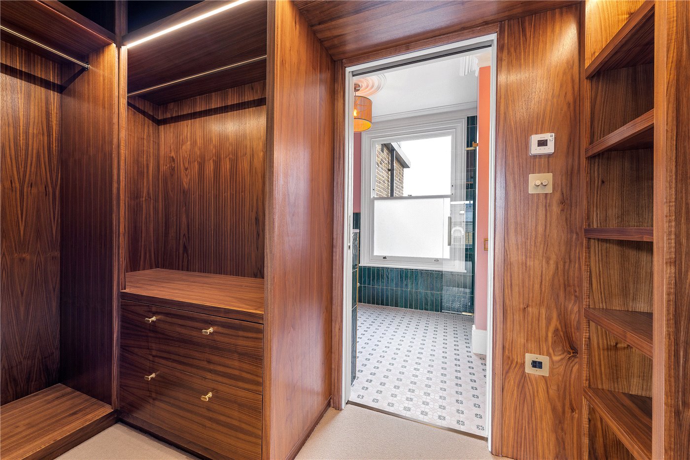 Walk-In Wardrobe
