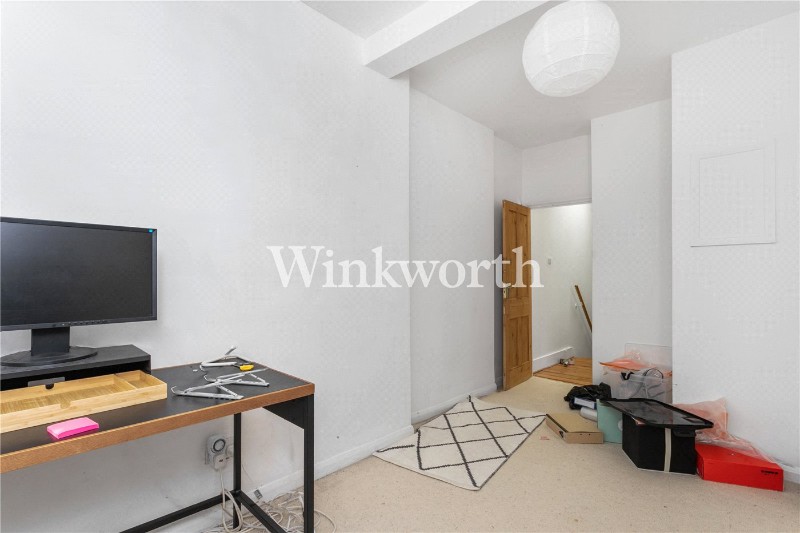 Waltheof Avenue, Tower Gardens, London, N17