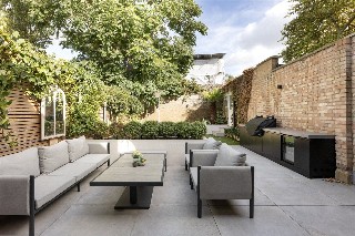 Carmalt Gardens, London, Putney, SW15
